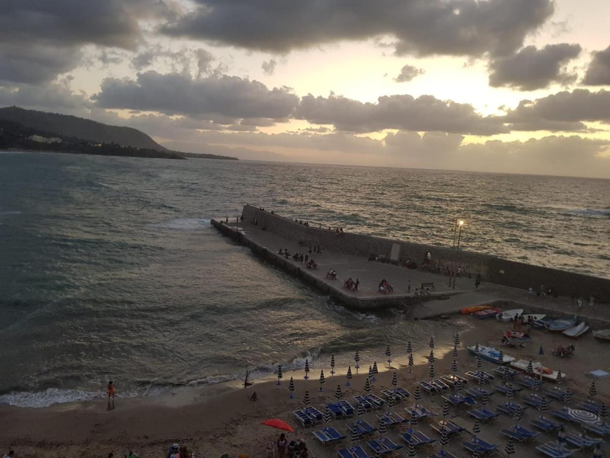 شقة Luce تْشيفالو المظهر الخارجي الصورة
